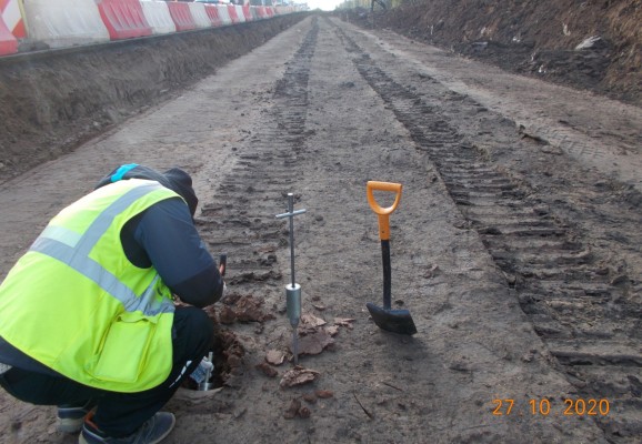 Операционный контроль зем.полотна методом экспресс-контроля и методом режущего кольца. 